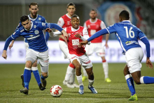 表现背后 表现背后