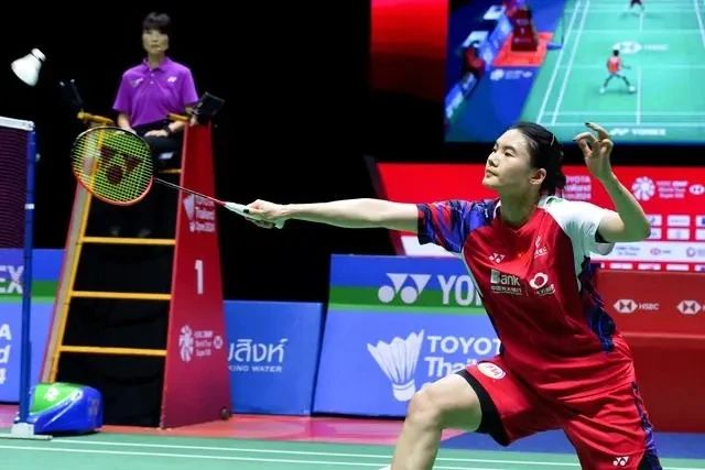 赖于外线射 赖于外线射