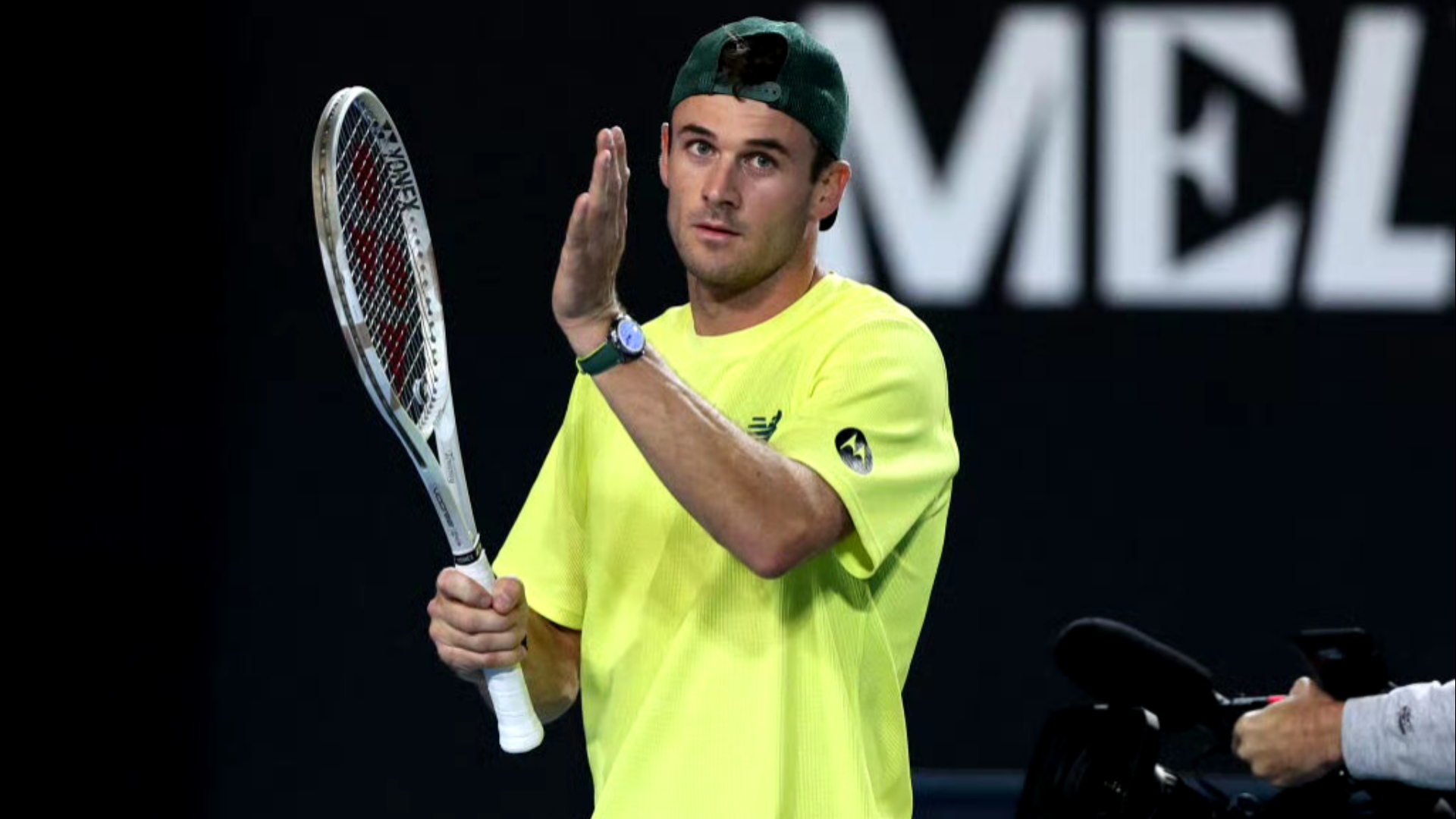 他们通过团 他们通过团